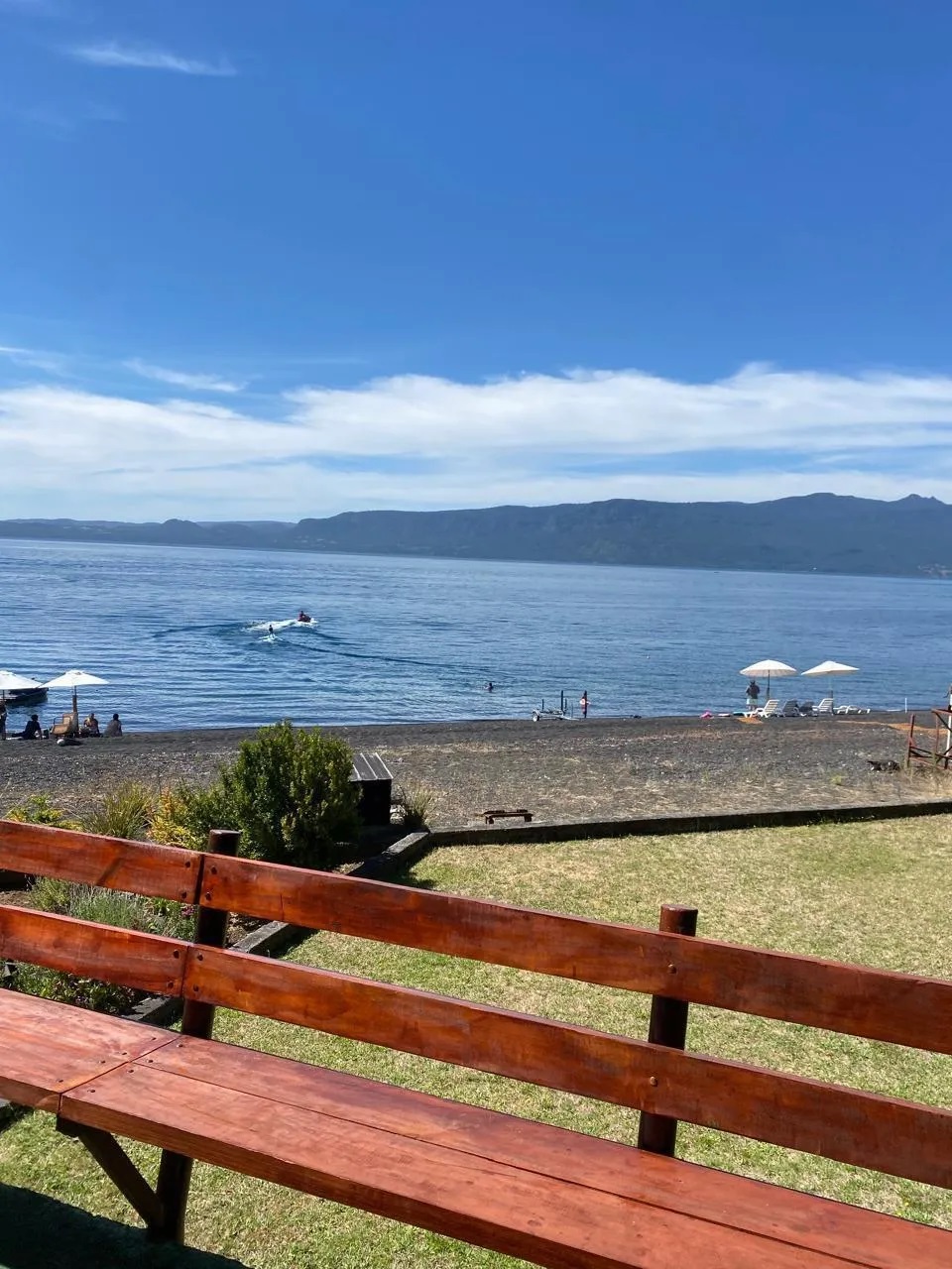 Arriendo casa orilla de lago, a 6 km desde Pucon