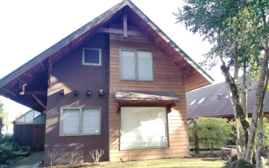 🏡 Venta de Casa en Condominio Bosque de Pucón – 4 Dormitorios, 3 Baños, Ubicación Privilegiada