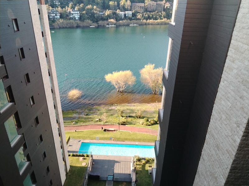 Vende departamento orilla de lago, Parque pinares